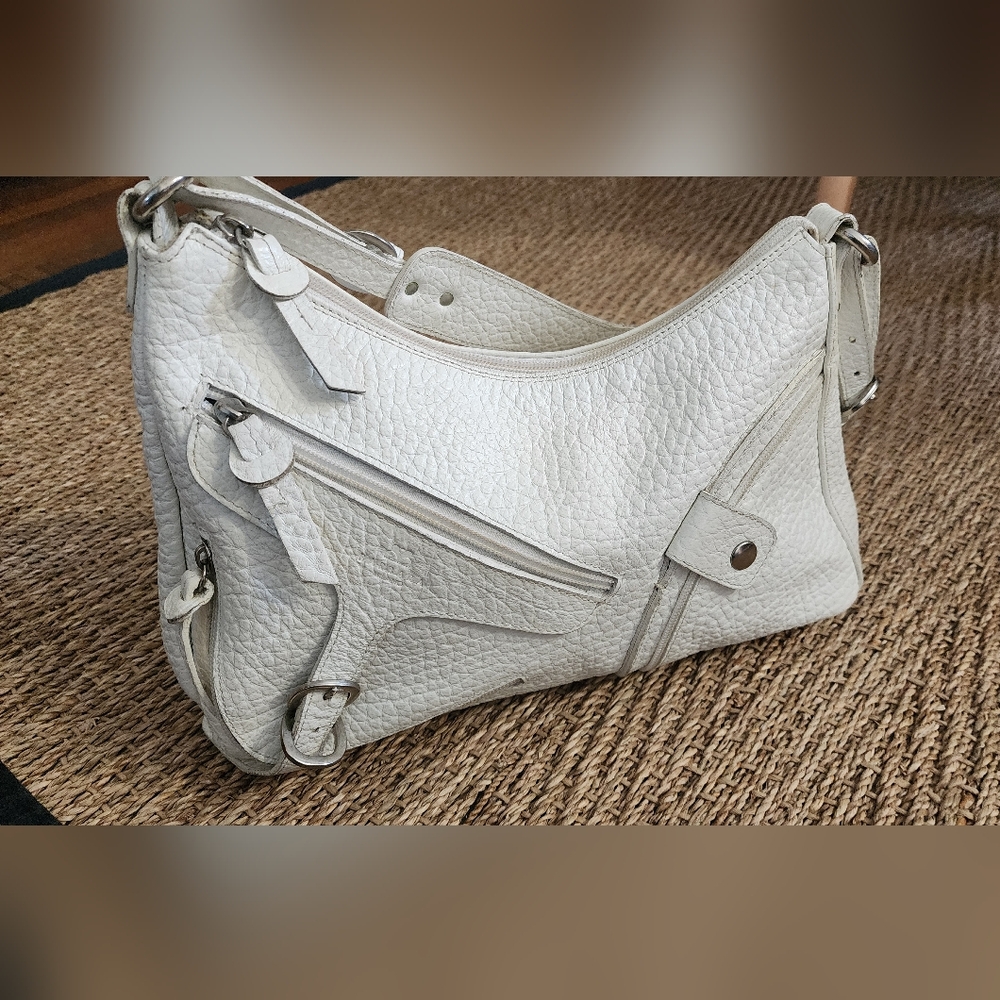 Barbara Milano 90s Vintage White Pebbled Leather bag